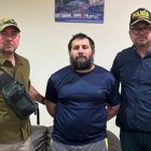 El ministro de Defensa, Giancarlo Loffredo, y el del Interior, John Reimberg, aparecieron junto a Fito tras su captura.