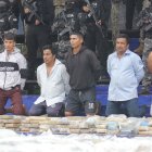 Cinco ciudadanos fueron aprehendidos en el operativo.