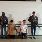 Los menores fueron detenidos mientras intentaban ocultarse cerca de un parque.