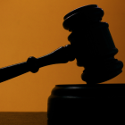 La Corte Nacional suspendió a juez por investigación penal.