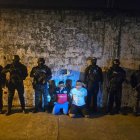 Dos de los seis detenidos tienen antecedentes penales. Uno por asesinato y otro por robo.