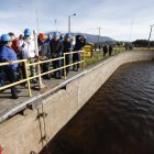 Pabel Muñoz y otros funcionarios celebraron desde la planta de El Troje.