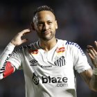 Neymar volvió a Santos de Brasil desde la temporada 2025.