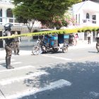 Policías acordonaron la zona para recabar indicios