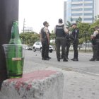 Policías acudieron al punto para investigar el suceso.