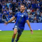 Facundo Castelli anotó su quinto gol con Emelec contra Libertad en Loja.