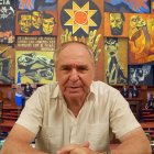 Abdala Bucaram reclama justicia tras 28 años de su destitución presidencial.