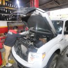 Se recomienda realizar los mantenimientos de los carros todoterreno en talleres especializados.