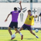 GRAFCAT1308. SANT JOAN DESPÍ (BARCELONA) (ESPAÑA), 22/08/2025.- El centrocampista del FC Barcelona, Dani Olmo, durante el entrenamiento que realiza la plantilla barcelonista para preparar el partido de liga que disputarán mañana ante el Levante UD en el Estadi Ciutat de Valencia. EFE/ Alejandro García