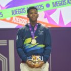 Vicente Braulio se colgó una de las últimas medallas en las pesas.