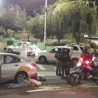 Durante un operativo fueron capturados los dos extranjeros sospechosos quienes se movilizaban con un vehículo reportado como robado.