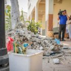 El altar encontrado en las calles Julián Coronel y Pedro Carbo fue desmantelado por la Policía y control municipal