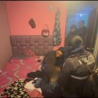 Los pequeños fueron rescatados del domicilio de sus progenitores.