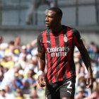 Pervis Estupiñán es titular en AC Milan desde su llegada a Italia.