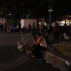 El parque Centenario ha sido tomado por libadores e indigentes.