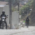 La Policía estuvo en el sitio investigando cómo sucedió el hecho violento.