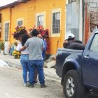 En el barrio Julio Jaramillo de Santa Elena un hombre que manejaba una moto fue asesinado