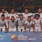 Deportivo Cuenca atraviesa sanción de FIFA por deuda con Pablo Magnín.