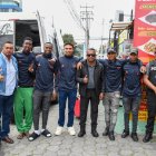 Los cinco jóvenes futbolistas esmeraldeños antes de viajar a Brasil a buscar su sueño de convertirse en profesionales.