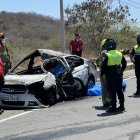 Dos hombres perdieron la vida en un trágico accidente en el barrio San Carlos, de Manta.