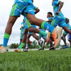 Varios jugadores de uno de los equipos de Esmeraldas entrenaban el viernes en zozobra, por la ola de incidentes que están empezando a tomarse el fútbol de la provincia.