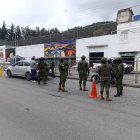 Dos internos fueron encontrados sin vida en sus literas, sin señales visibles de violencia, lo que mantiene en incertidumbre a las autoridades penitenciarias.