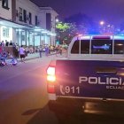 El joven fue llevado al hospital en una patrulla, pero las heridas provocaron su deceso.