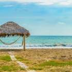 El feriado de octubre de 2025, una oportunidad para disfrutar de las playas de Ecuador, como Engabao.