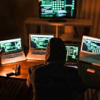 Los expertos recomiendan reducir las facilidades a los ciberdelincuentes.