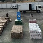 En total, se incautaron 2.054 cajas de cerveza de diferentes marcas que iban a ser comercializadas.