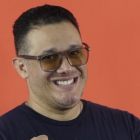 Carlos José Matamoros es el presentador del reality Combate de RTS.