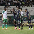 Liga de Portoviejo se impuso 2x1 ante Búhos ULVR en un duelo marcado por la polémica