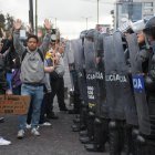 Estudiantes de la Universidad Central protesta hoy en Quito.