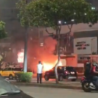 La explosión ocurrió la noche de este 14 de octubre. La Policía investiga las causas.