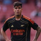 Piero Hincapié, defensor ecuatoriano del Arsenal.