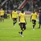 Decepción. Una dura goleado recibió Barcelona ante Liga de Quito.