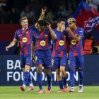 El FC Barcelona recupera a Lamine Yamal (d) para el partido ante el Girona.