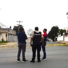 La bomba dejada en las afueras de un hotel en Salinas fue para amenazar a su propietario.