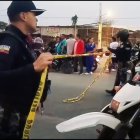 La policía acordonó un carril del ingreso a Huaquillas para realizar los levantamientos de los cuerpos