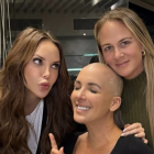 Érika Vélez y Jennifer Graham posan junto a 'La Flaca' Guerrero en una foto en Instagram.