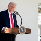 El presidente de EE.UU. calificó de falsas las versiones sobre una intervención militar en Venezuela.