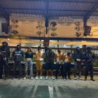 Entre los cinco detenidos constan las dos mujeres que hicieron la carrera.