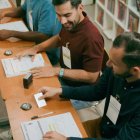 Conoce si puedes votar sin cédula en Ecuador.