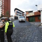 El ataque dejó una persona asesinada mientras comía, en el noroccidente de Quito.
