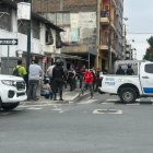 Triple crimen en las calles Lorenzo de Garaycoa y Junín, centro de Guayaquil.