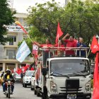 Jorge Escala, ex presidenciable, lidera la caravana de cierre de campaña de Unidad Popular e invita a la ciudadanía a votar 'No' en las cuatro preguntas.