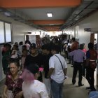 Pasillos de la Universidad Politécnica Salesiana durante la jornada de votaciones.