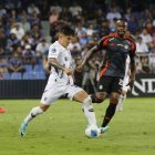 Liga de Quito derrotó a Emelec en el estadio Capwell en la semifinal de ida de la Copa Ecuador 2025.