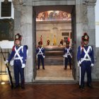 Este es el mausoleo en Quito donde descansan los restos de Antonio José de Sucre.
