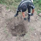 El cuerpo fue hallado desmembrado y enterrado. El aviso lo dio el hermano de la víctima.